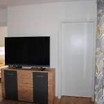 Hiska Mirna Ravnica Apartmán *