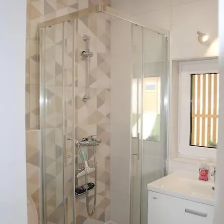 Hiska Mirna Ravnica *