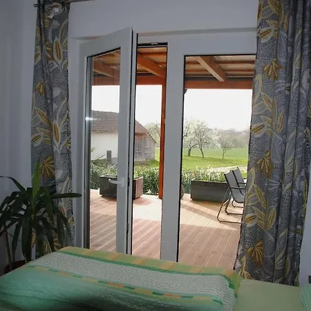 Hiska Mirna Ravnica Apartament