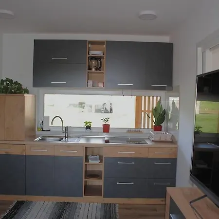 Hiska Mirna Ravnica Apartmán