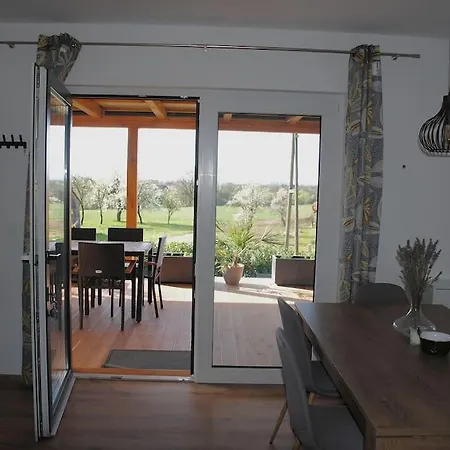 Hiska Mirna Ravnica Apartma Moravske Toplice