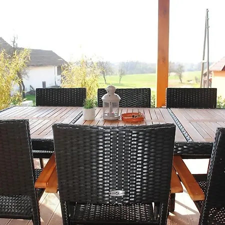 Hiska Mirna Ravnica Apartma Moravske Toplice