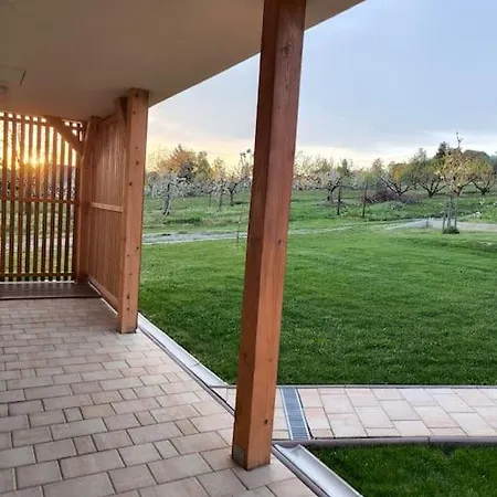 Apartma Hiska Mirna Ravnica *