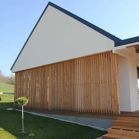 Apartma Hiska Mirna Ravnica *