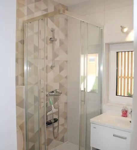 Hiska Mirna Ravnica *