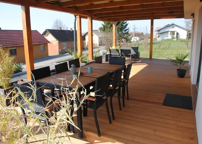 Hiska Mirna Ravnica モラフスケ・トプリツェ