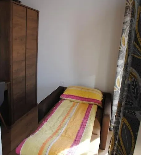 Hiska Mirna Ravnica شقة *