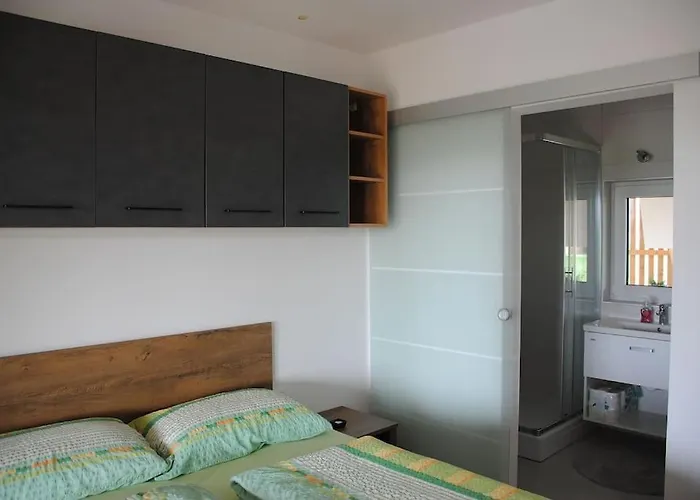 Hiska Mirna Ravnica * مورفسكه تيبليتسه