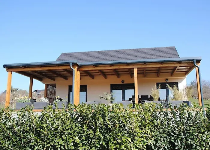 Hiska Mirna Ravnica * مورفسكه تيبليتسه